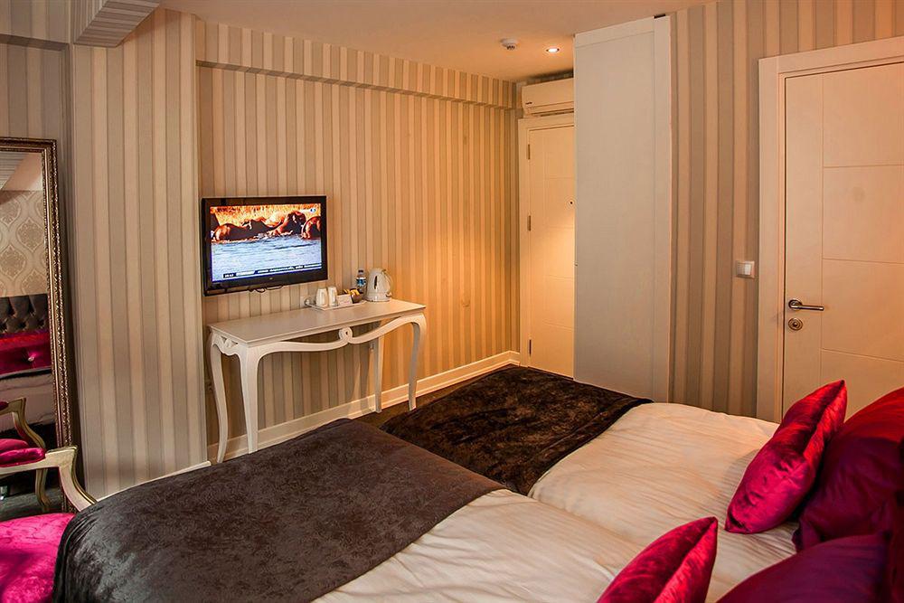 Hotel Lucis Pera 3*